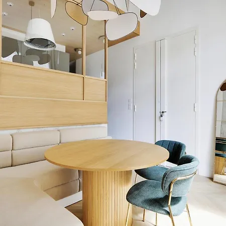 Pick A Flat's In Champs Elysees - Rue Jouffroy D'abbans Paris